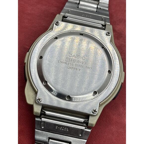 Casio A-V3 LCD digital voice recorder watch 1589 Runs Working Vintage - Picture 9 of 14